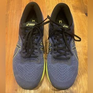 ASICS GT-1000 sz 12.5 Excellent condition